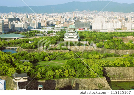 Osaka Castle, spring, summer, early summer, autumn, Osaka Castle with fresh greenery seen from a tower mansion lounge, Osaka Castle Park, Osaka sightseeing, Kansai sightseeing 115115107