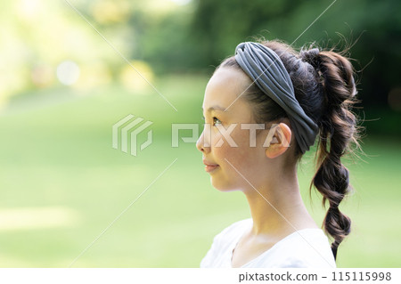 女孩的肖像 女孩的肖像 115115998