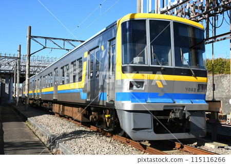 The Y000 series of the Kodomo-no-Kuni Line parked at the depot 115116266