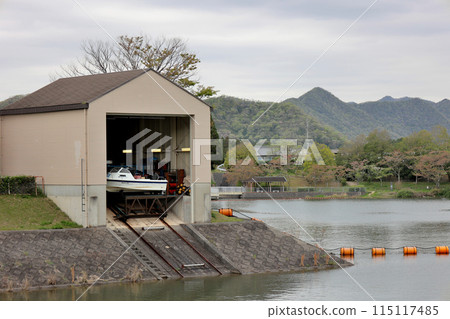 千疊寺湖船庫和青野水壩管理事務所 千疊寺湖船庫和青野水壩管理事務所 115117485