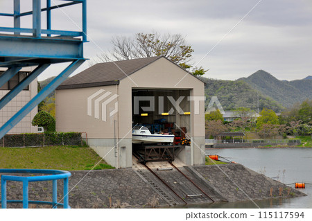 千疊寺湖船庫和青野水壩管理事務所 千疊寺湖船庫和青野水壩管理事務所 115117594