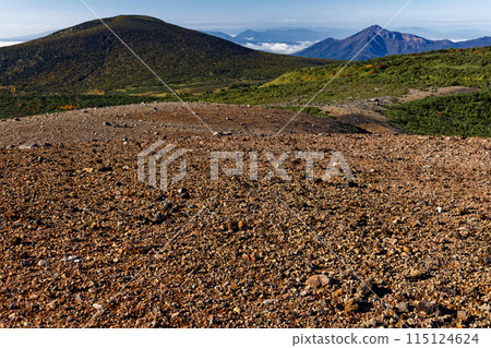 Higashi-Azumayama and Bandaiyama as seen from Issaikyozan in the Azuma Mountain Range 115124624