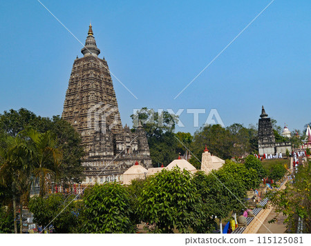 佛陀成道聖地菩提迦耶摩訶菩提寺的大雄寶殿和大靈殿，登記為印度世界遺產 115125081