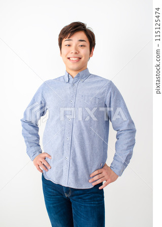 Male's portrait in her twenties 115125474