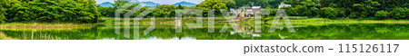 Fresh green Suwa pond panorama [Unzen City, Nagasaki Prefecture] 115126117