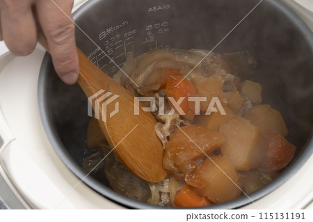 Rice cooker dish: Nikujaga (beef and potatoes) 115131191