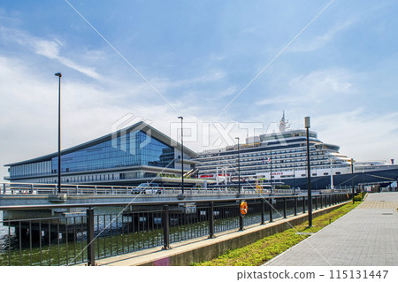 東京國際郵輪碼頭：伊莉莎白女王號郵輪停靠 115131447