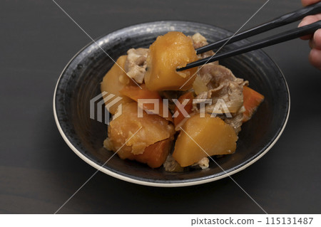 Meat and potatoes, chopsticks, chopsticks up 115131487