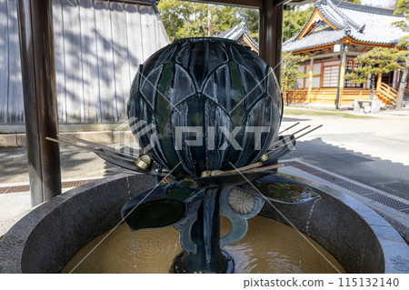 Hyogo Prefecture / Nakayama-dera Temple's Chozuya (photographed on April 13, 2024) Hyogo Prefecture / Nakayama-dera Temple's Chozuya (photographed on April 13, 2024) 115132140