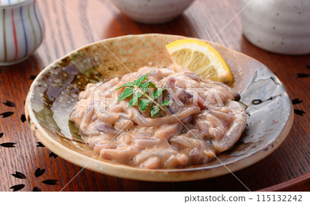使用國產魷魚製成的鹽漬魷魚 使用國產魷魚製成的鹽漬魷魚 115132242