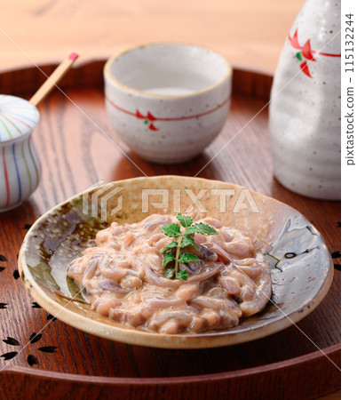 使用國產魷魚製成的鹽漬魷魚 115132244