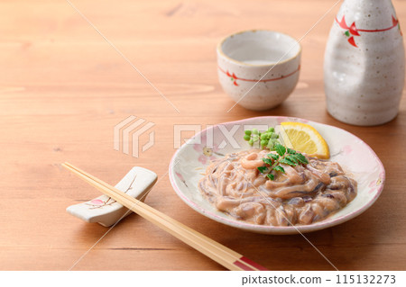 Salted squid made with domestically produced squid 115132273