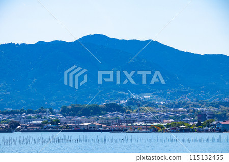 [Lake Biwa scenery] Marine blue view from Lake Biwa Bridge 115132455