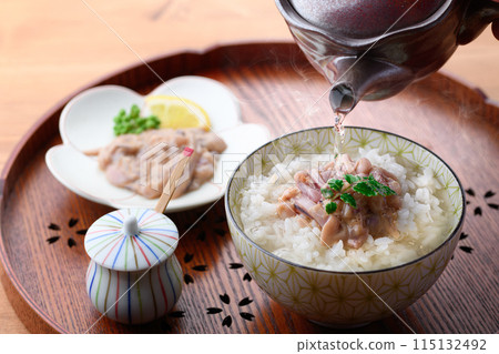 使用國產魷魚的鹹魷魚茶泡飯 115132492