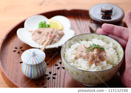 Shiokara squid served on hot rice 115132598