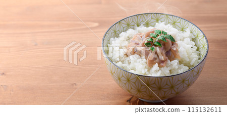 鹹魷魚熱飯 115132611