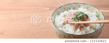 Shiokara squid served on hot rice 115132621