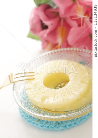 菠蘿罐頭 115134939