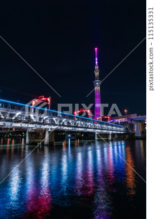 Night view of Sumida Riverwalk in Asakusa, Tokyo 115135331