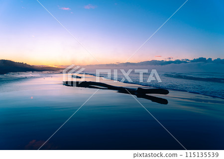 Early morning coastline scenery Early morning coastline scenery 115135539
