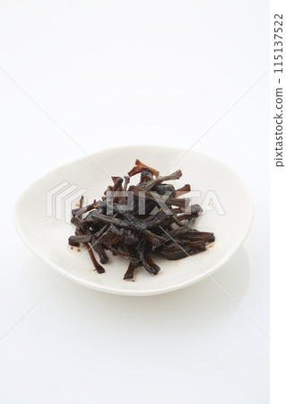 Aerial view of white tableware made of Kyara butterbur Aerial view of white tableware made of Kyara butterbur 115137522