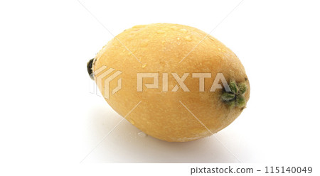 Taste of early summer: Loquat (Kagawa Prefecture) on white background 115140049