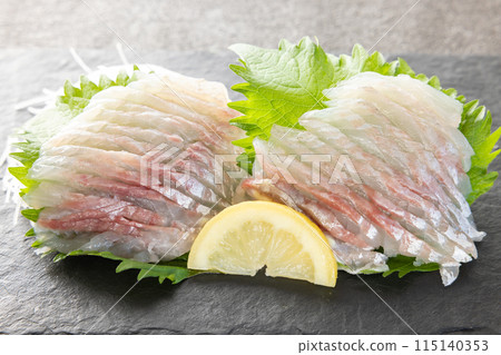 Delicious red barracuda sashimi 115140353