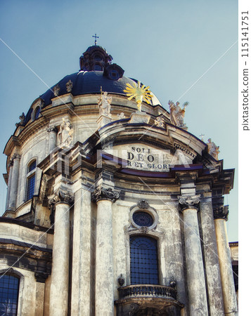 Baroque Elegance Baroque Elegance 115141751