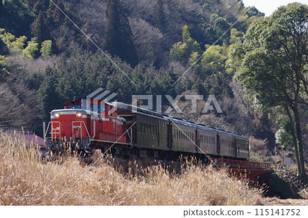 Yamaguchi Line, Chomonkyo area, DD51 test run 115141752
