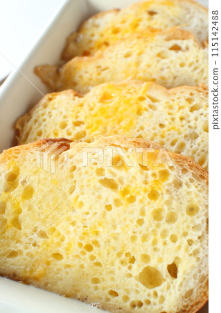 French toast of French bread 115142488