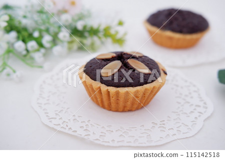 delicious little chocolate cookies as a background 115142518