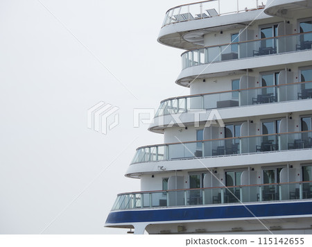 大型旅遊遊輪客艙外景 115142655