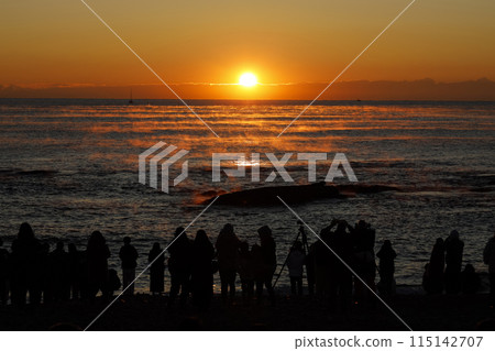 First sunrise from Oarai Beach 115142707