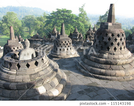 婆羅浮屠仍然存在 婆羅浮屠仍然存在 115143198