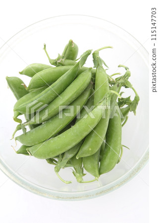 Snap peas, aerial view 115147703