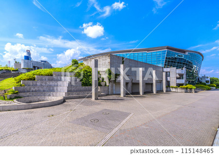 日本橫濱城市景觀,俯瞰橫濱國際泳池等。 日本橫濱城市景觀,俯瞰橫濱國際泳池等。 115148465