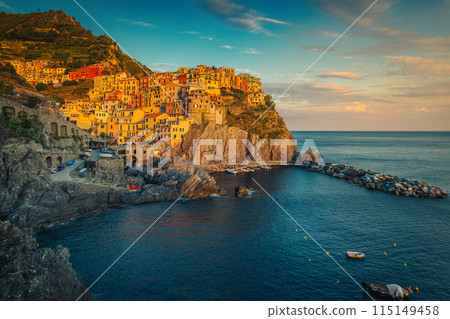 Mediterranean village with colorful seaside houses on the cliffs, Manarola Mediterranean village with colorful seaside houses on the cliffs, Manarola 115149458