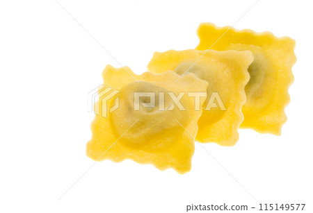 ravioli isolated 115149577