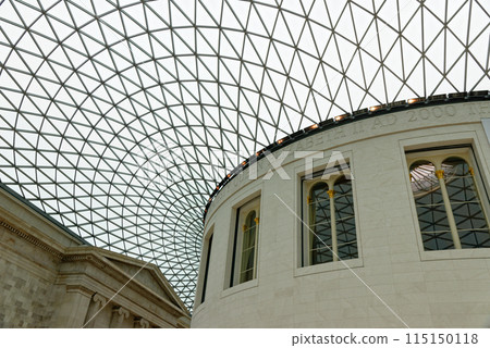 Queen Elizabeth II Great Court - London British Museum 115150118