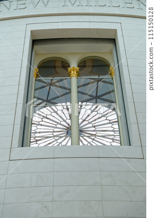 Queen Elizabeth II Great Court - London British Museum 115150128