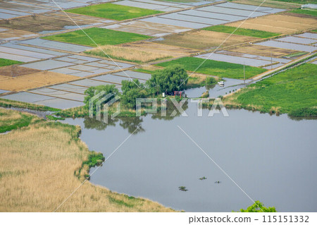 Lake Hakuryu overflows with water Lake Hakuryu overflows with water 115151332