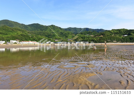 [Kagawa Prefecture] Chichibugahama (Seto Inland Sea Mirror) A tourist attraction known for its spectacular sunsets 115151633