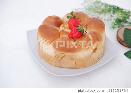 cake with delicious strawberry as a background cake with delicious strawberry as a background 115151764
