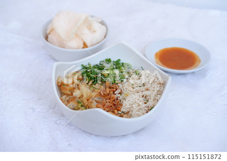 delicious chicken porridge as a background 115151872