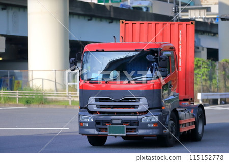 Trailer truck 115152778