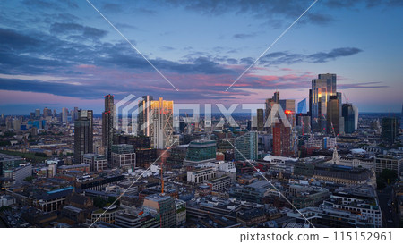 City of London aerial view and flight over the iconic skyline at sunset 115152961
