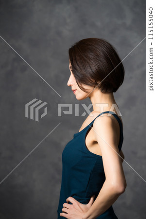 女生 女孩 女性 115155040