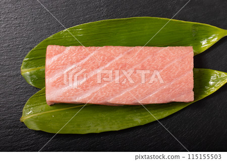 [宮城縣鹽灶市出發]天然藍鰭鮪魚、黑鮪魚（北海道青森縣近海的太平洋） 115155503