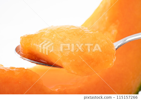 Close-up of juicy red flesh melon flesh 115157266