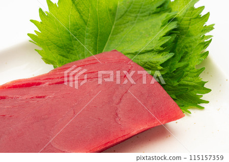 紅藍鰭鮪魚柵欄特寫 115157359